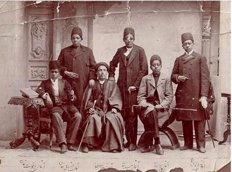 نمایشگاه عکس غلام های سیاه و کنیزان آفریقایی دوران قاجار