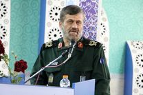 ملت ایران در دوران انقلاب در دفاع از امامشان به خوبی ایفا کرده اند