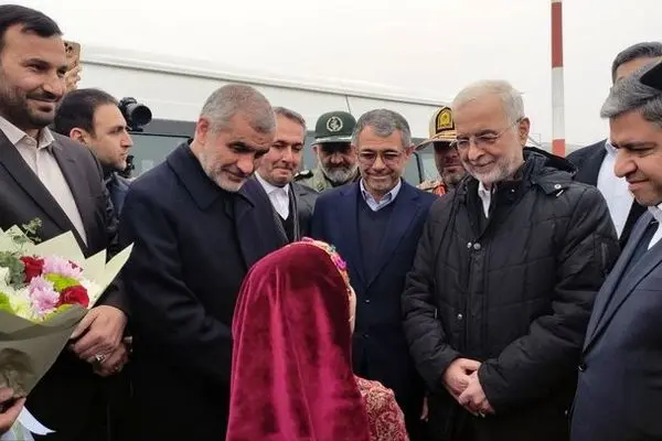 وزیر کشور برای شرکت در همایش بین‌المللی سرمایه‌گذاری وارد اردبیل شد