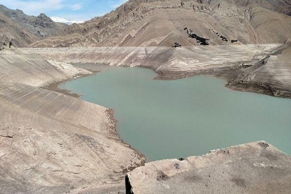 زنگ خطر کاهش ذخایر سدها به صدا درآمد/مخازن با کمبود آب روبه‌رو هستند