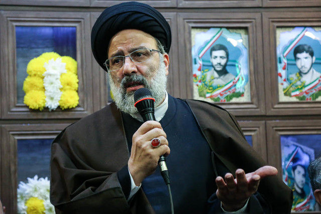خودداری آستان قدس از تایید یا تکذیب خبر انتصاب رئیس ستاد انتخابات تهران رئیسی