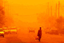 سرخس، شهری در میان طوفان گرد و خاک و دمای هوای ۴۲ درجه 