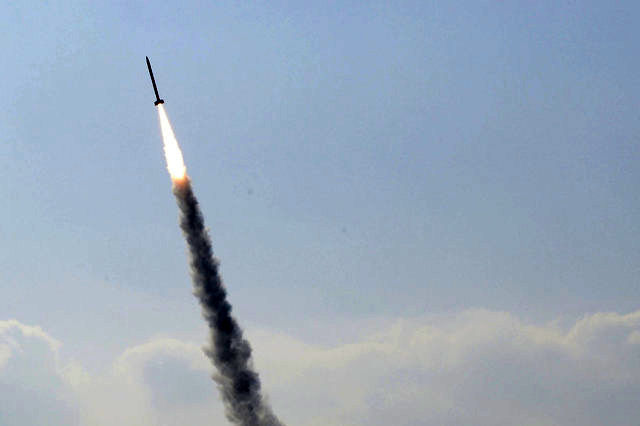 شلیک یک فروند موشک از نوار غزه به سمت اراضی اشغالی فلسطین 