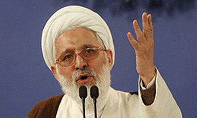 انتقاد امام جمعه شیراز به رخ‌دادهای بعد از مراسم تحلیف در مجلس