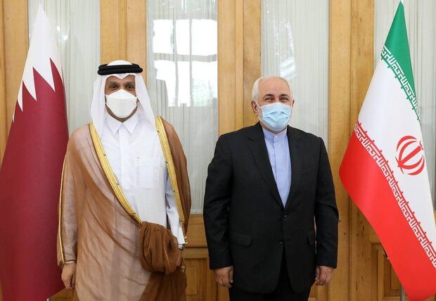 دیدار و گفتگو  وزیر امور خارجه قطر با ظریف در تهران