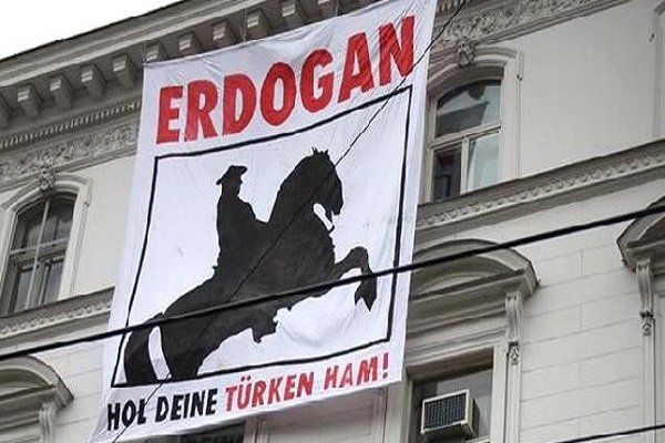 رفتارهای اشتباه مقامات ترکیه ادامه دارد