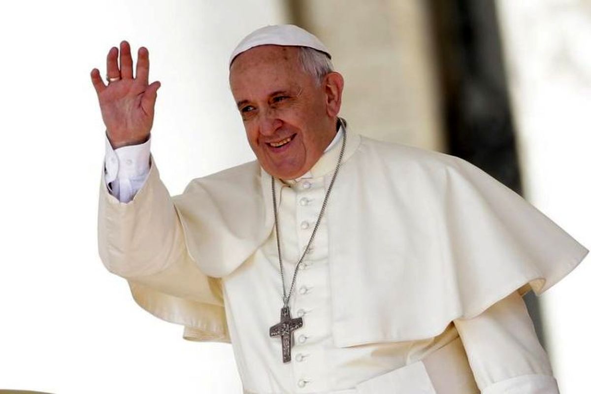 پاپ سال ۲۰۱۳ نامه استعفایش را امضا کرده بود
