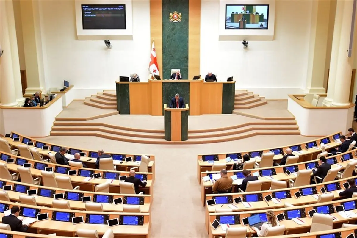 انحلال حزب ساکاشویل توسط پارلمان گرجستان کلید خورد