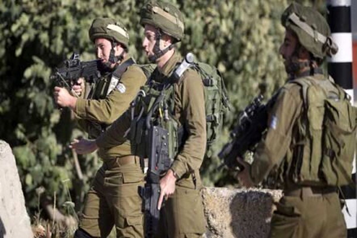 یورش نظامیان صهیونیست‌ به کرانه باختری و بازداشت شماری از فلسطینیان