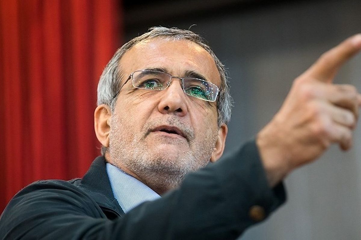 نایب رئیس مجلس درباره تعطیلات نمایندگان برای سرکشی به حوزه‌های انتخابیه توضیح داد