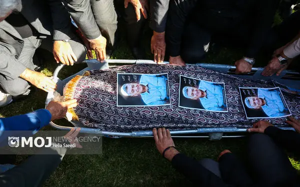 مراسم تشییع پیکر اکبر کارگرجم