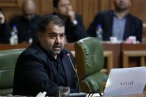 شهردار تهران یک روز خود را صرف حل اختلاف پیمانکاران کند