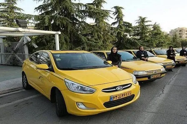 آغاز رسمی تاکسی بانوان در تهران/ بیش از ۱۳۰۰ راننده زن فعال
