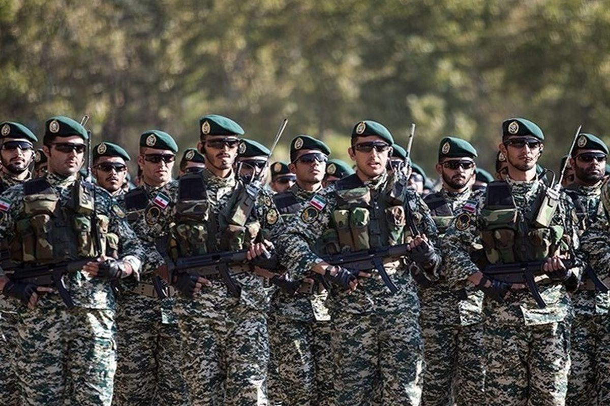 ارتش نماد قدرت ایران در دفاع از ارزش ها 