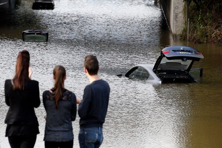 16 کشته و پنج زخمی بر اثر وقوع سیل در جنوب فرانسه