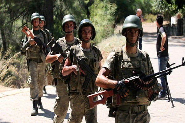 درخواست پناهندگی ۸ سرباز ترکیه به ۳ کشور اروپایی