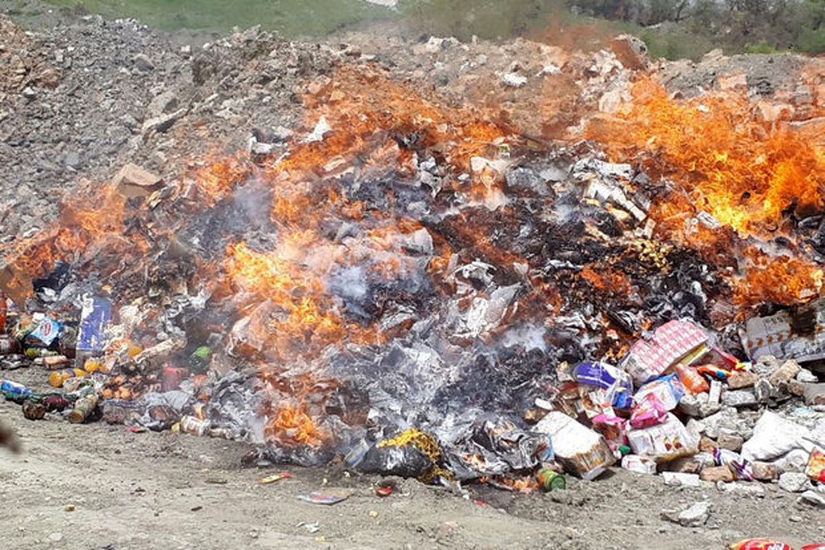 معدوم سازی بیش از ۵۰۰ کیلو گرم مواد غذایی فاسد در نجف آباد
