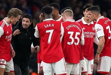 آرسنال صدر جدول لیگ جزیره را بازپس گرفت