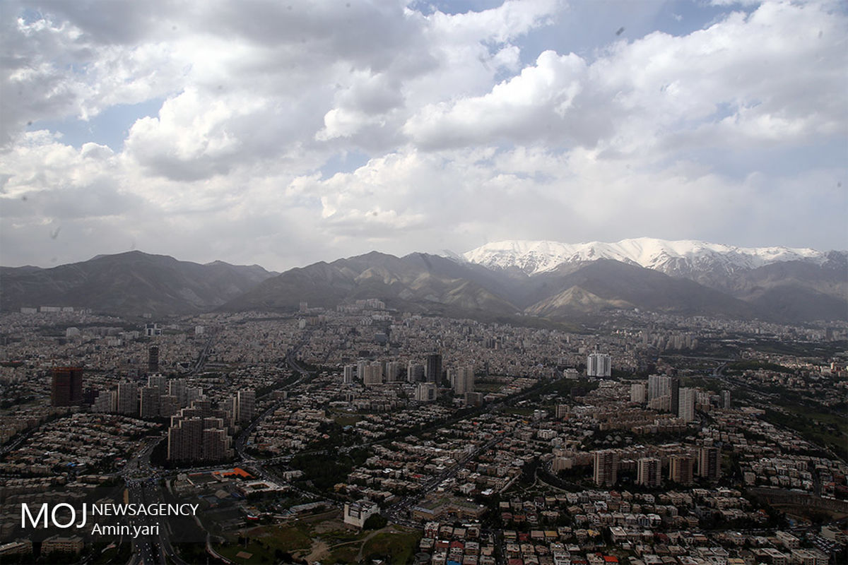 کیفیت هوای تهران ۱۴ فروردین ۱۴۰۰/ شاخص کیفیت هوا به ۸۳ رسید