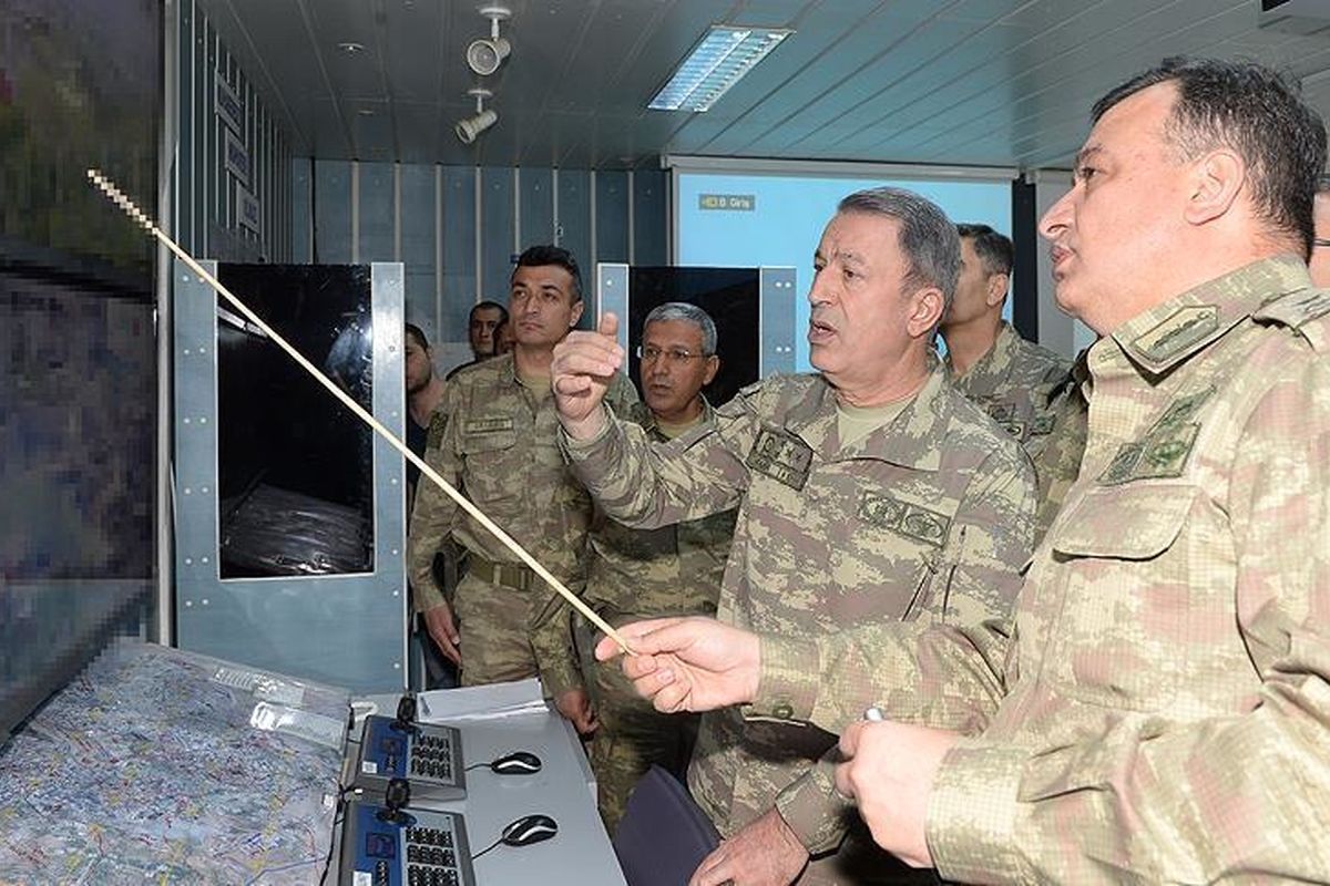 مرکز عملیات فرماندهی نیروهای مسلح ترکیه در آماده باش کامل بسر می برد