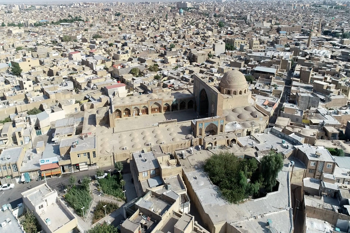 آغاز عملیات اجرایی پروژه بهسازی محور مسجد جامع قم