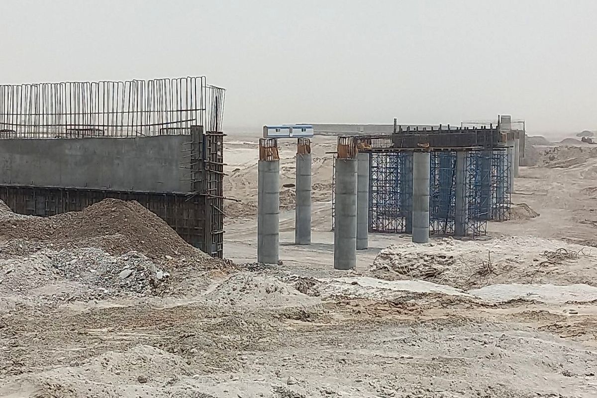 پیشرفت ۶۰ درصدی پل در دست ساخت شیله در شمال سیستان و بلوچستان