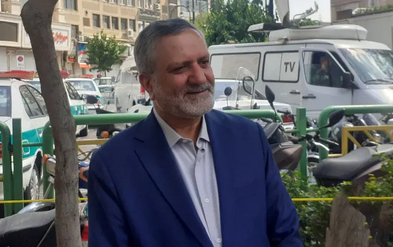 وزیر تعاون، کار و رفاه اجتماعی رای خود را به صندوق انداخت