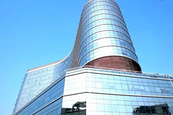 عملیات ساخت درمانگاه فوق تخصصی مرحوم گرامی در بیمارستان مهدی کلینیک آغاز شد