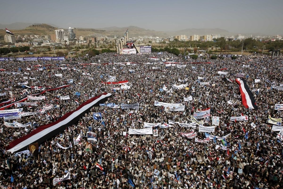 حمایت گسترده مردم یمن در حمایت از شورای عالی سیاسی این کشور / عبدالله صالح: نباید با شیخ ولد مذاکره کرد