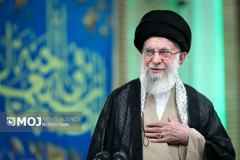 دیدار جمعی از معلمان کشور تا ساعتی دیگر با رهبر انقلاب