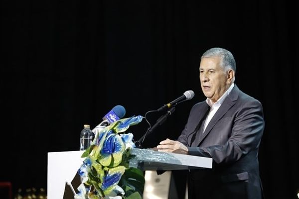 امیدواریم تالار دوم در مرکز مبادله مشکلات صادرکنندگان را برای رفع تعهد ارزی حل نماید