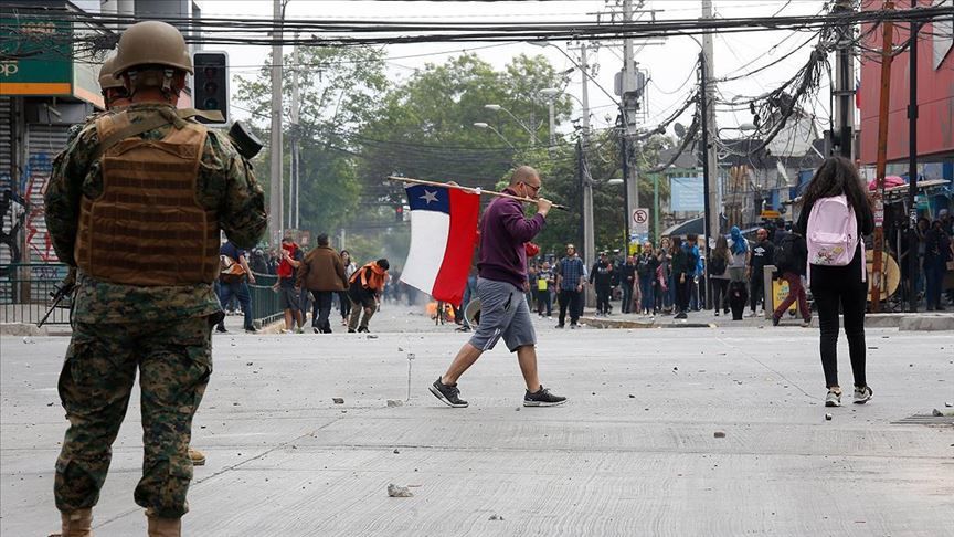 اعتراضات در شیلی 8 کشته برجا گذاشت