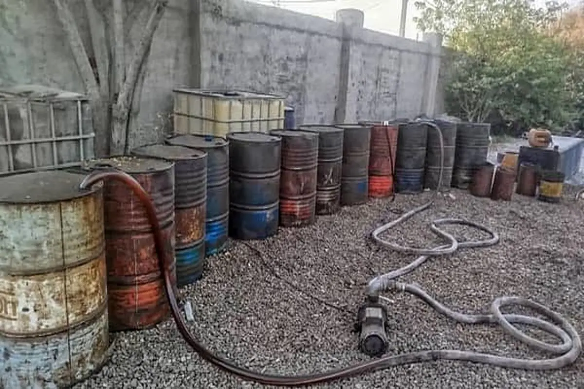تخریب ۵۲۲ مخزن نگهداری گازوئیل در بندرعباس