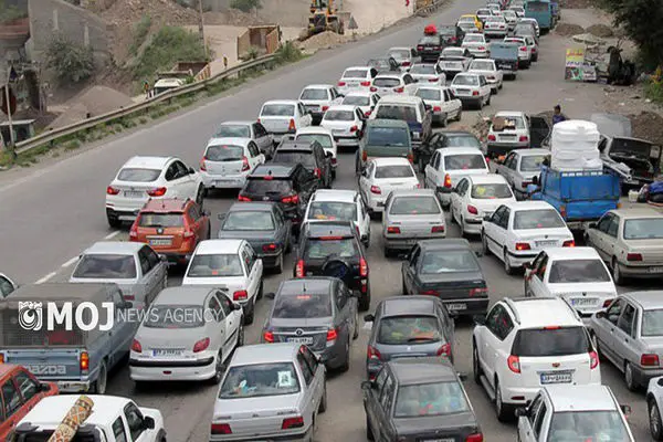 محورهای چالوس و آزادراه تهران-شمال زیر بار ترافیک سنگین است