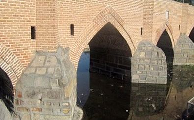 پل تاریخی هفت چشمه اردبیل مرمت شد
