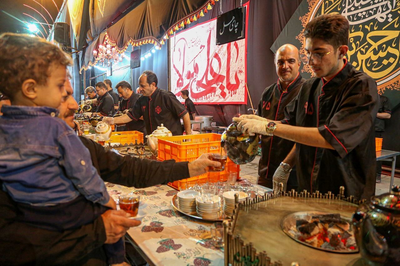 خدمت‌رسانی 160 موکب اصفهانی به زائران اربعین حسینی