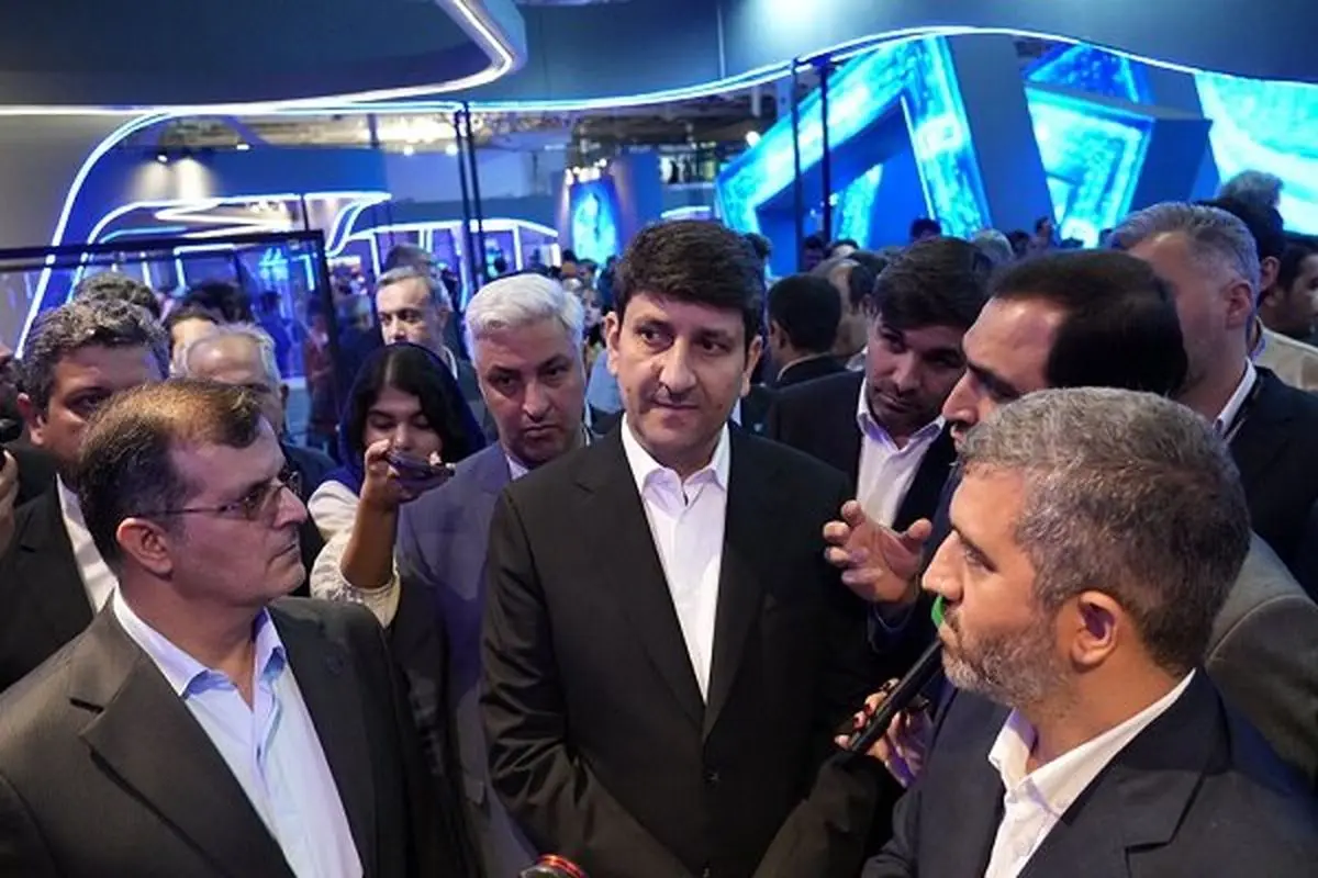 ستار هاشمی