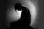 علائم افسردگی شدید: چگونه می‌توان آن را شناسایی و درمان کرد؟