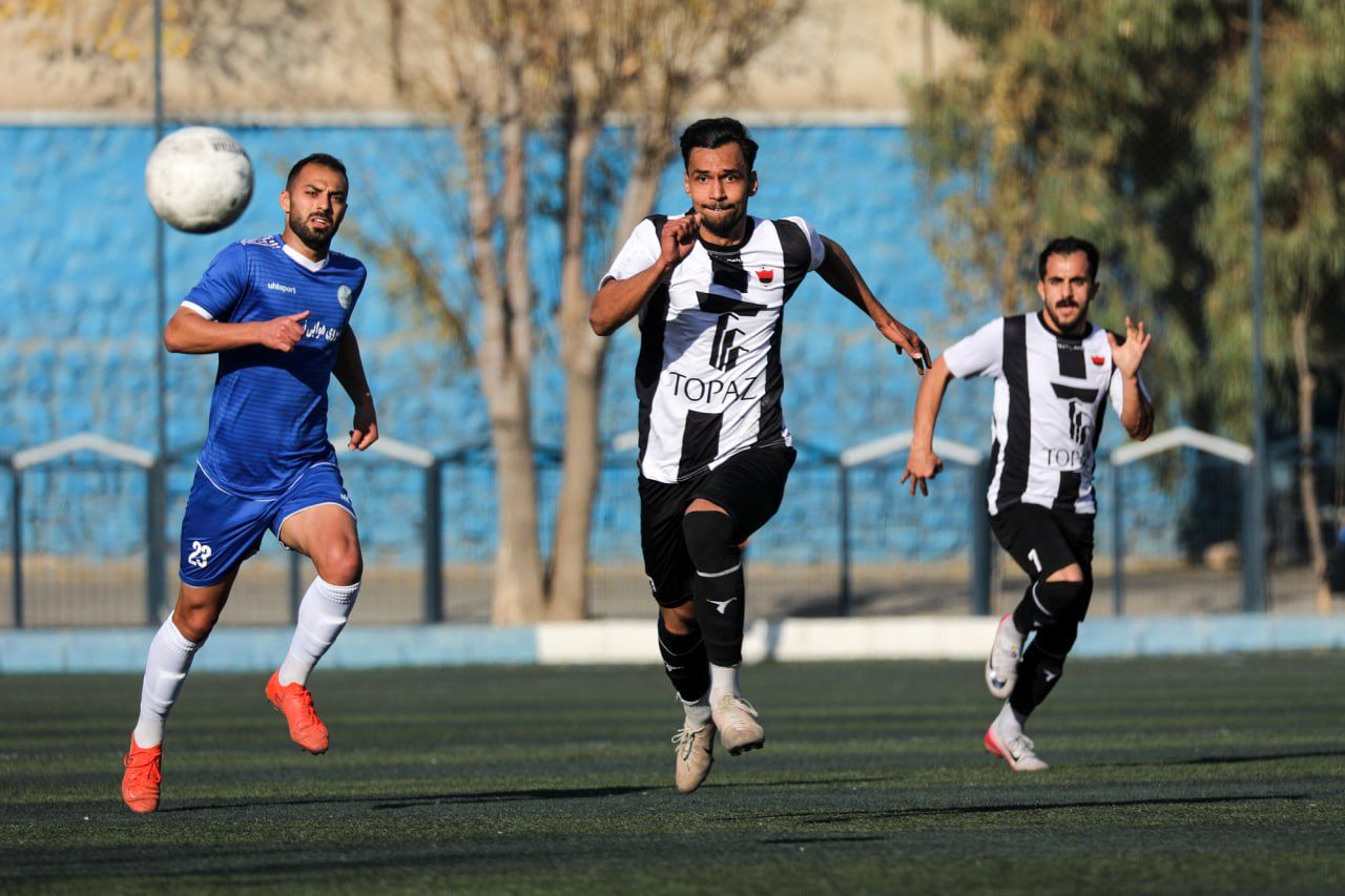 تساوی ارزشمند برای ابومسلم در خارج از خانه