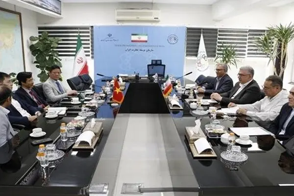 رئیس کل سازمان توسعه تجارت ایران بر گسترش همکاری‌های مشترک با ویتنام تاکید کرد