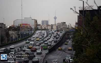 بروز ترافیک سنگین در پی بارش باران در پایتخت