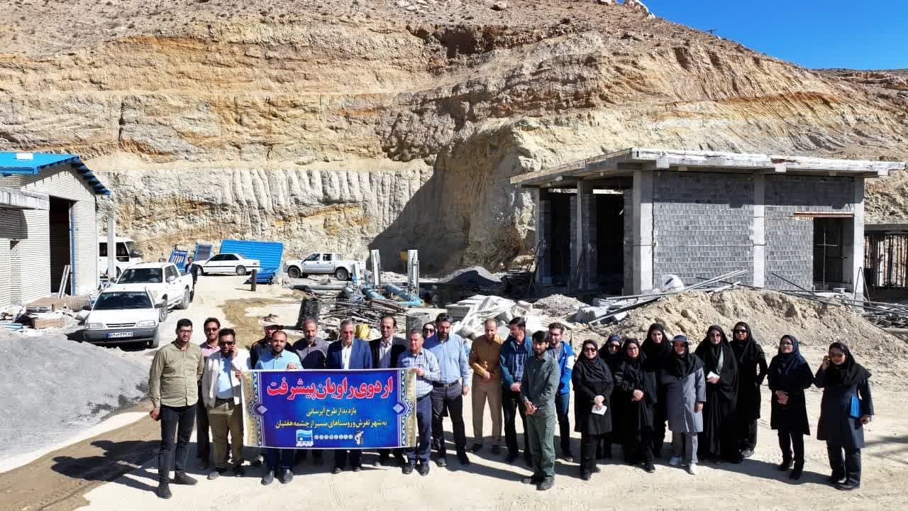 در قالب اردوی راویان پیشرفت، اصحاب رسانه از پروژه های آبرسانی درشهرستان تفرش بازدید کرد