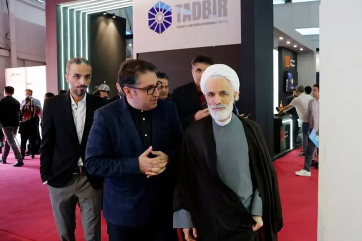 معاون حقوقی رئیسجمهوری از نمایشگاه «ایران اکسپو ۲۰۲۵» بازدید کرد