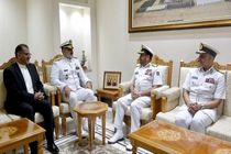 امیر ایرانی با رئیس ستاد کل نیروهای مسلح سلطنت عمان دیدار کرد