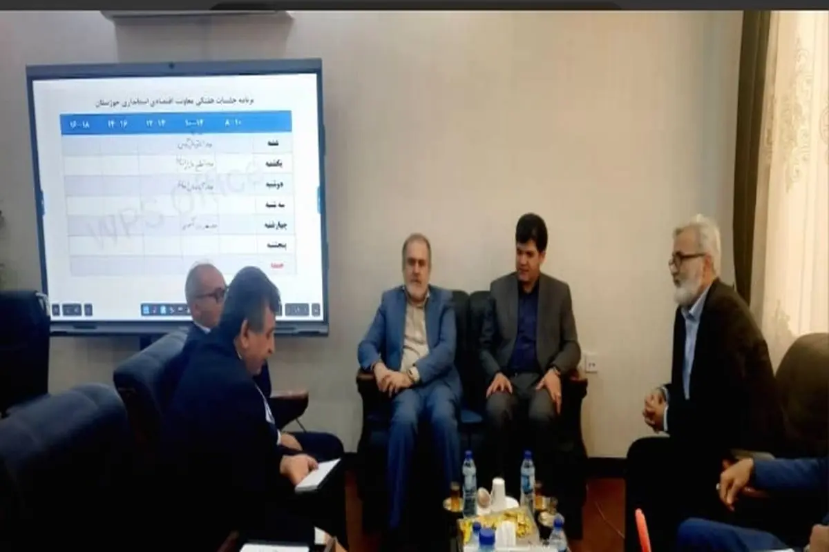 همکاری بین دولت و اصناف موتور محرک اقتصاد خوزستان است