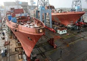 صنعت کشتی سازی در هرمزگان از زیرساخت های مهم کشور است