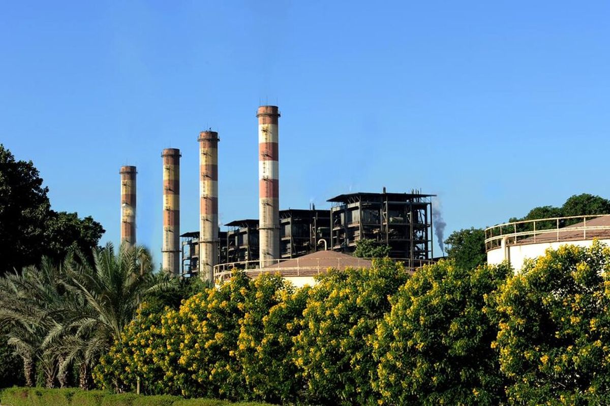 واحد سه نیروگاه بخار بندرعباس به شبکه سراسری تولید برق کشور پیوست