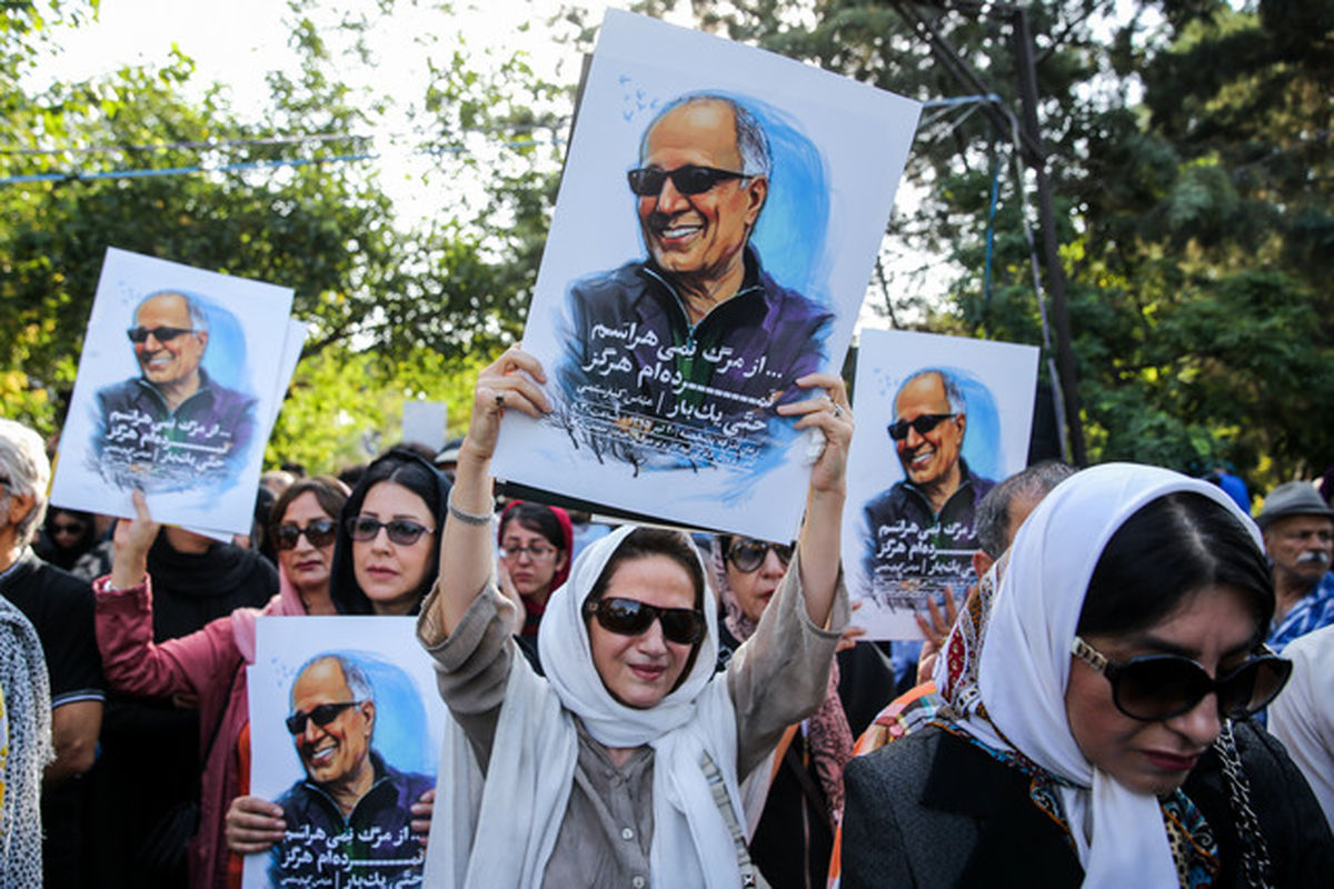 بهمن کیارستمی: وزیر اعلام آمادگی کرد