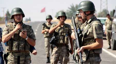 ارتش ترکیه خاک عراق را ترک نکرده اند