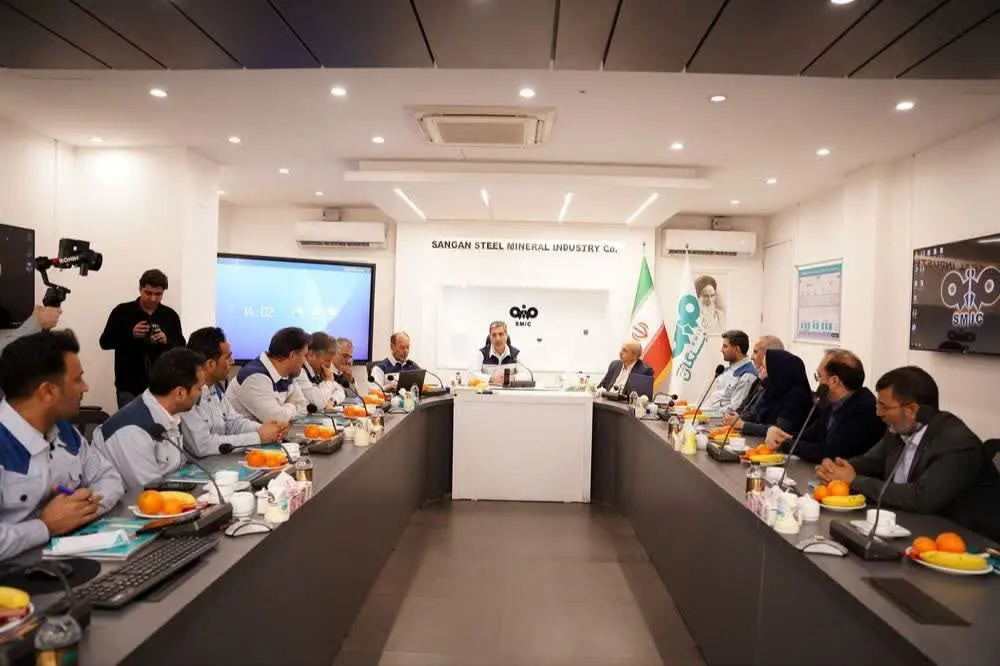 در جلسه با مدیرکل تامین اجتماعی خراسان رضوی: مصمم در تولید پایدار، متعهد به جامعه